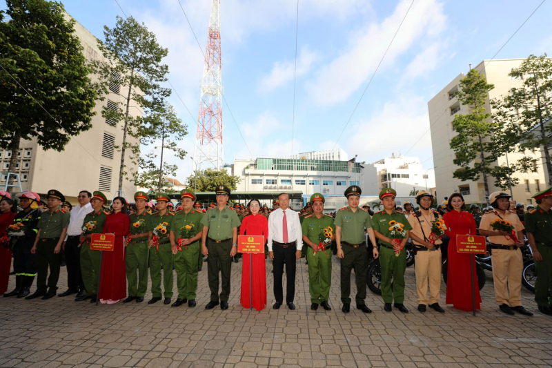 Công an TP Hồ Chí Minh ra quân cao điểm tấn công trấn áp tội phạm -2