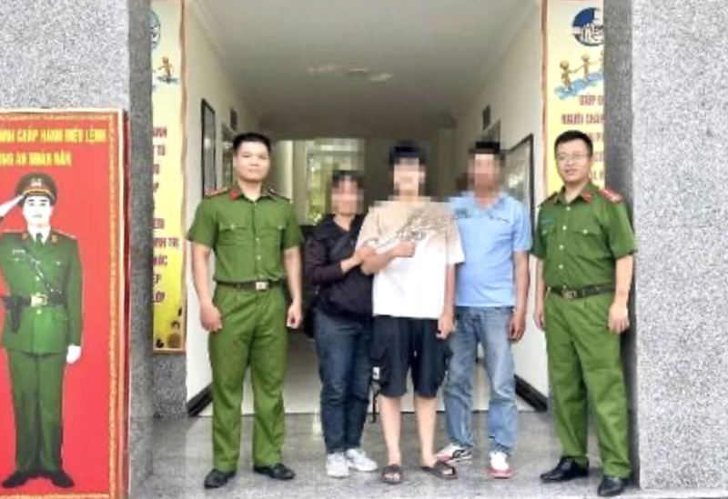 Công an phương Sơn Tây kịp thời giải cứu nam thanh niên dính bẫy