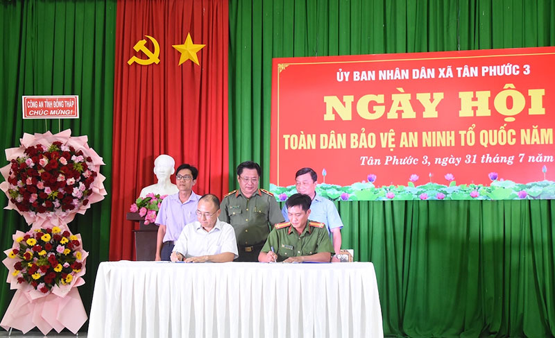 Lan tỏa phong trào, ngày hội vì an ninh Tổ quốc ở Đồng Tháp -0