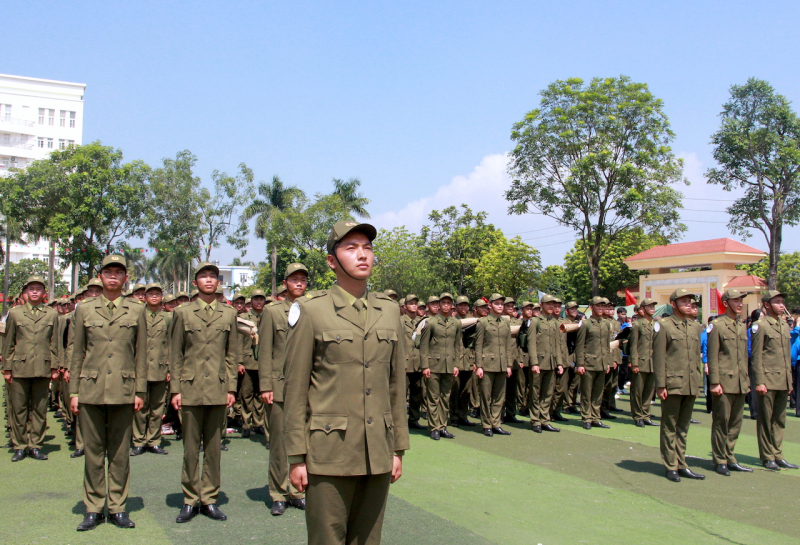 Tình cảm nồng ấm của Cảnh sát cơ động và tuổi trẻ Thủ đô chào đón hơn 800 CBCS A80 -0