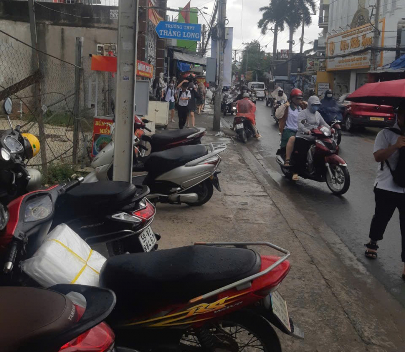 Trường tư thục chưa được cấp phép vẫn ngang nhiên treo bảng tuyển sinh? -0