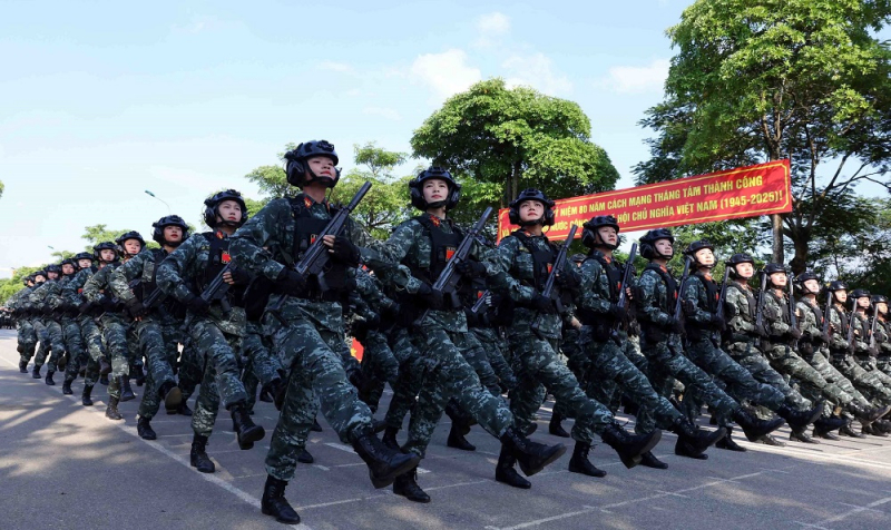 Phát huy truyền thống anh hùng cách mạng, xây dựng lực lượng Công an nhân dân trong sạch, vững mạnh, chính quy, tinh nhuệ, hiện đại, cùng đất nước tiến vào kỷ nguyên phát triển mới -0