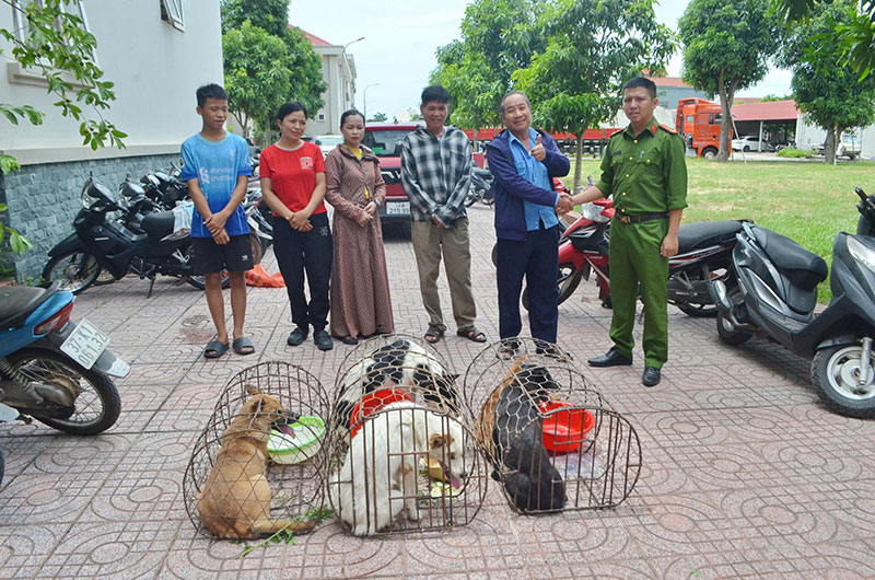 Công an Nghệ An triệt xóa ổ nhóm trộm có hung khí, trộm và tiêu thụ hơn 2 tấn chó -0