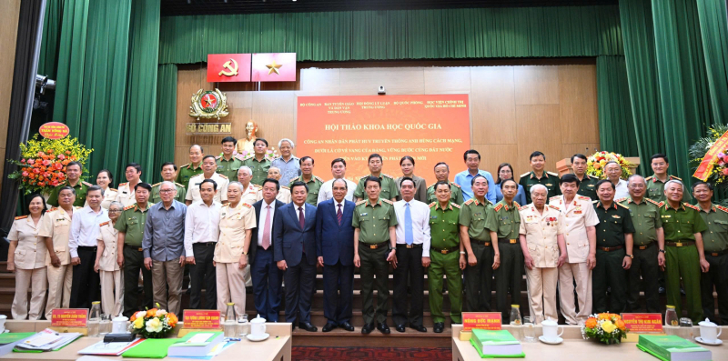 Lực lượng CAND vững bước cùng đất nước tiến vào kỷ nguyên phát triển mới -0