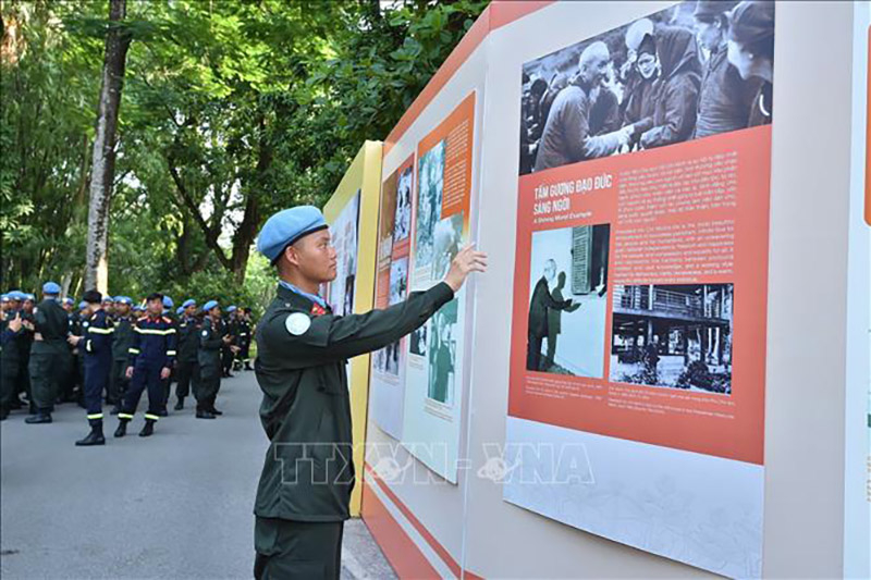 Lực lượng tham gia diễu binh, diễu hành dâng hương tại Khu Di tích Chủ tịch Hồ Chí Minh