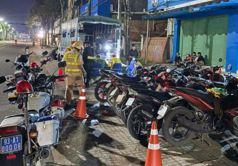 CSGT Công an Đồng Nai xử lý nghiêm tình trạng tài xế vi phạm nồng độ cồn -0