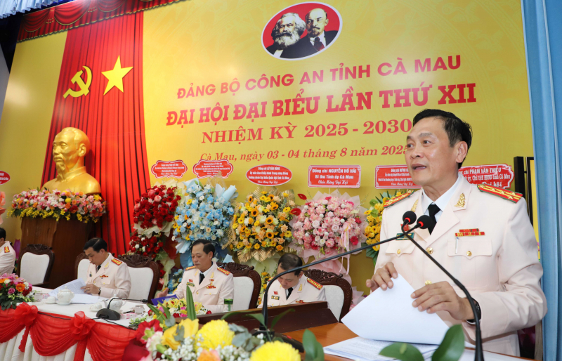 Thứ trưởng Phạm Thế Tùng dự Đại hội Đảng bộ Công an tỉnh Cà Mau -0