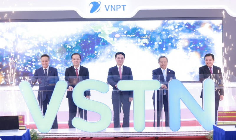 VNPT tiên phong làm chủ hạ tầng kết nối từ mặt đất đến không gian -0