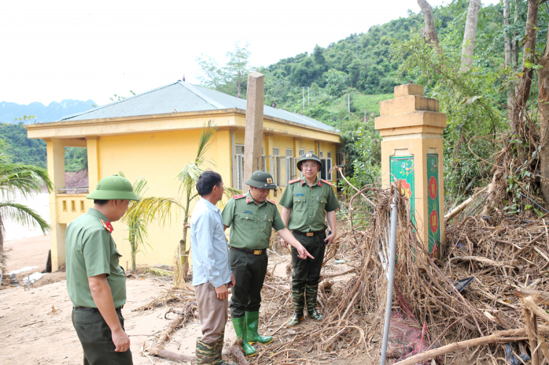 Bộ Công an khảo sát, xây dựng trường học và 450 căn nhà tại Nghệ An -0