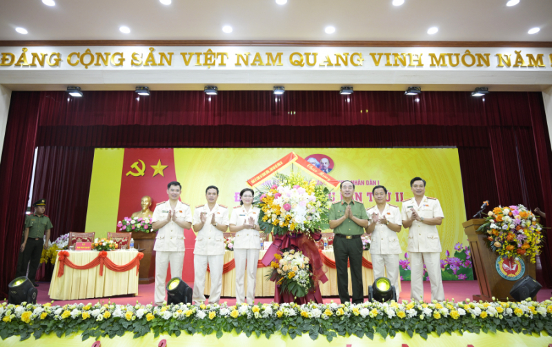 Trường Cao đẳng ANND đoàn kết, thống nhất thực hiện thắng lợi Nghị quyết đại hội đề ra -0