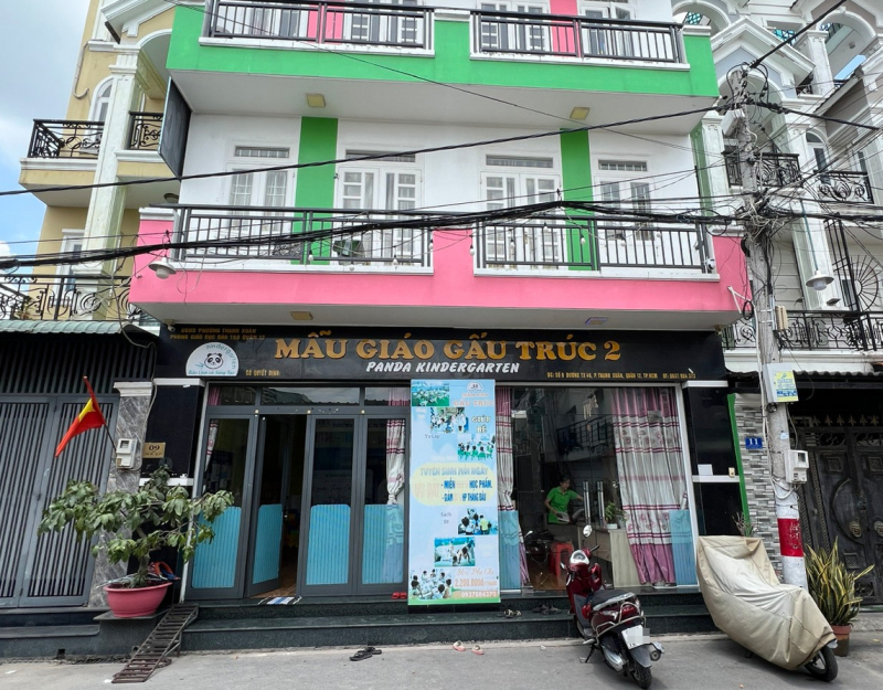 Bé trai 18 tháng bị gãy tay: Chính quyền địa phương làm việc với chủ cơ sở Lớp Mẫu giáo Gấu Trúc 2  -0