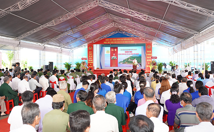 Tiếp nối chặng đường xây dựng “điểm tựa lòng dân” nơi cực Nam Tổ quốc -0
