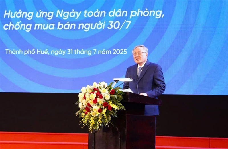 Entire society requested to join hands in combating human trafficking -0