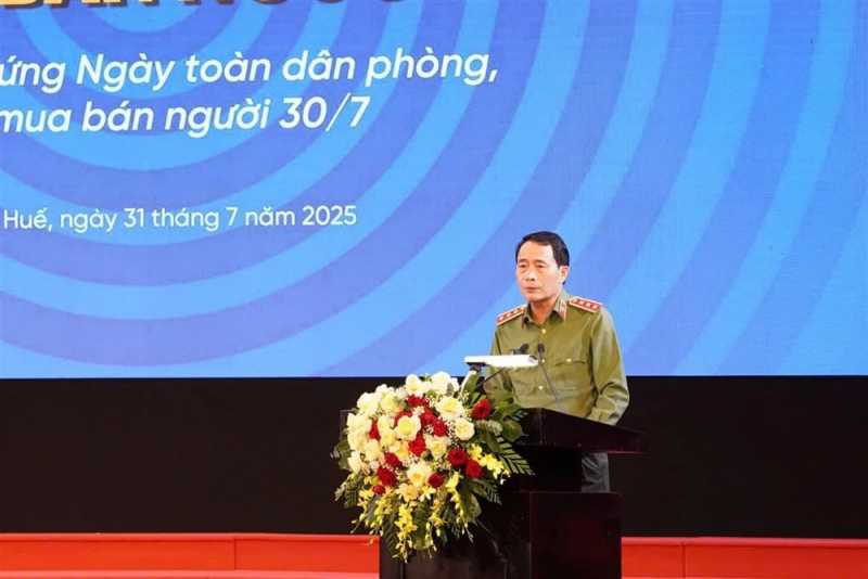 Entire society requested to join hands in combating human trafficking -0