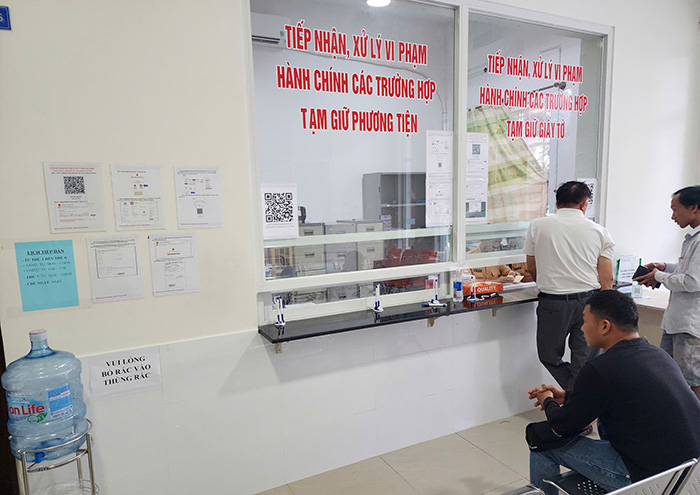 2-canh-04.jpg -0