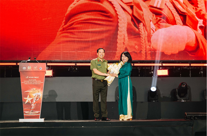 Ngân hàng BIDV đồng hành cùng Đại hội Khỏe “Vì an ninh Tổ quốc” lần thứ IX và Hội thi Điều lệnh, Quân sự, Võ thuật CAND lần thứ VI -0