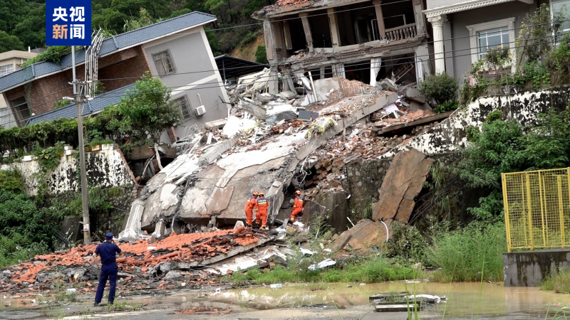 Lở đất nghiêm trọng tại Trung Quốc, nhiều người mất tích -0