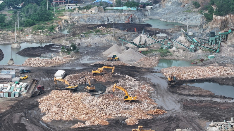 Đường dây khai thác sai phép hơn 7.000 m³ đá, thu lợi bất chính hơn 1 tỷ đồng -1