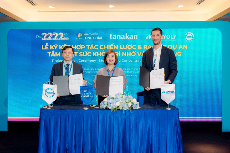 Đánh dấu cột mốc 2.222 nhà thuốc, Long Châu hợp tác cùng Mayoly, VnADA ra mắt giải pháp tầm soát sức khỏe trí nhớ -0