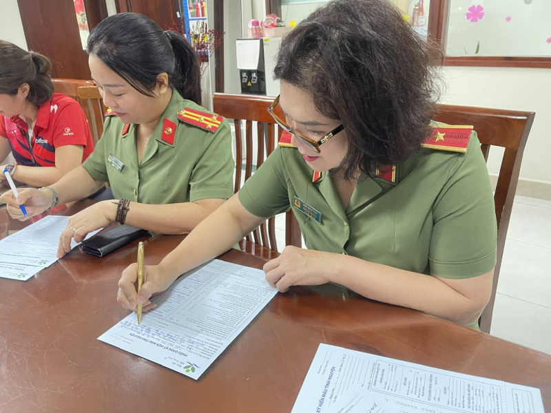 Hơn 100 cán bộ, công nhân viên Tổng Công ty Mobifone hiến máu tình nguyện tại Bệnh viện Nhi Trung ương -0