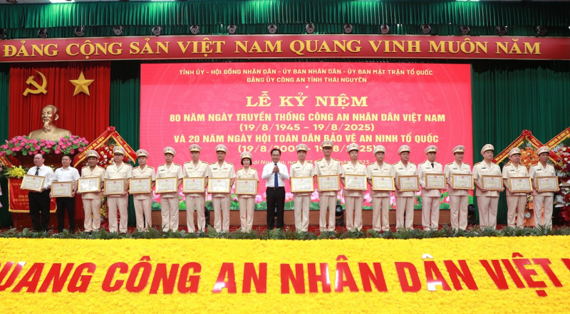 Thực hiện tốt nhiệm vụ bảo đảm ANTT là yếu tố trụ cột để tỉnh Thái Nguyên phát triển -0