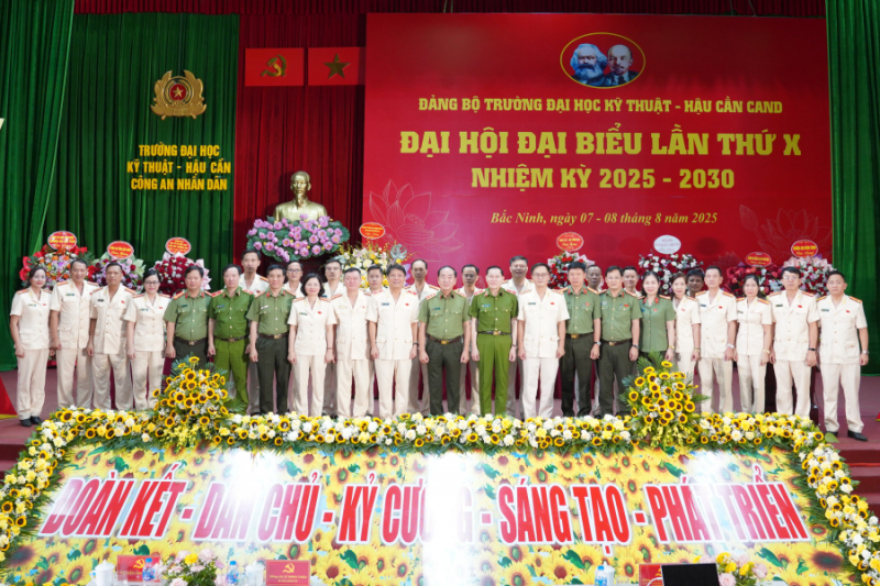 Xây dựng Đại học Kỹ thuật-Hậu cần CAND thành trung tâm nghiên cứu khoa học uy tín, trường đạt chuẩn quốc gia -0