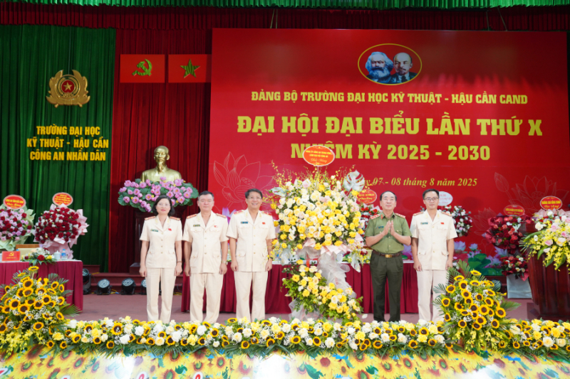 Xây dựng Đại học Kỹ thuật-Hậu cần CAND thành trung tâm nghiên cứu khoa học uy tín, trường đạt chuẩn quốc gia -0