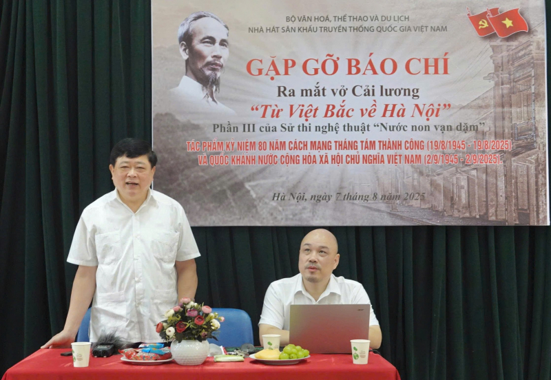 Phần 3 tiểu thuyết “Nước non vạn dặm” của PGS.TS, nhà văn Nguyễn Thế Kỷ lên sân khấu cải lương -0