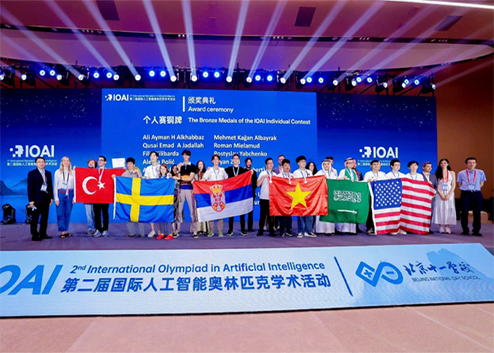 Việt Nam toả sáng tại Olympic Trí tuệ nhân tạo quốc tế -1