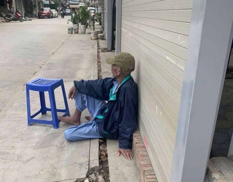 Chính quyền địa phương lên tiếng vụ cụ ông 71 tuổi phải sống ở vỉa hè vì bị vợ con hắt hủi -0