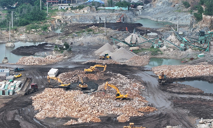 Triệt phá các đường dây khai thác khoáng sản trái phép quy mô lớn -0