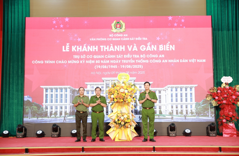 Khánh thành và gắn biển trụ sở Cơ quan CSĐT Bộ Công an -0