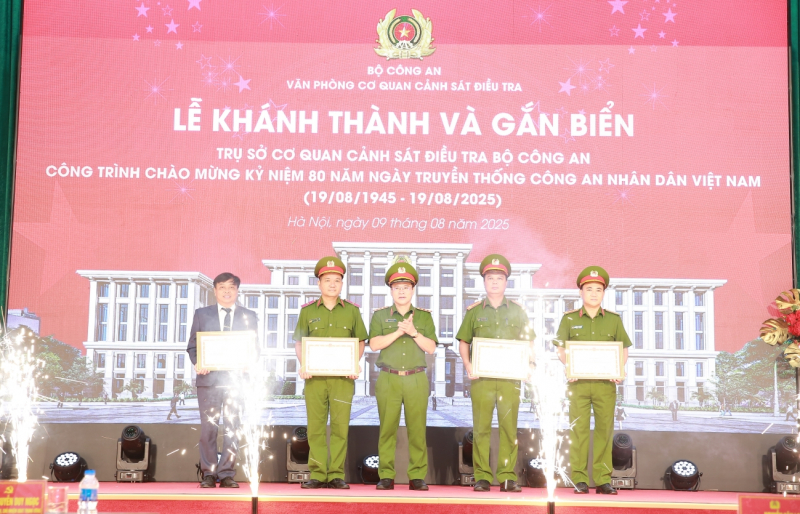 Khánh thành và gắn biển trụ sở Cơ quan CSĐT Bộ Công an -0