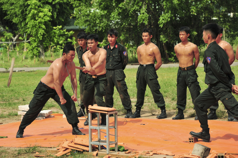 Mãn nhãn màn trình diễn của Cảnh sát cơ động Công an Đồng Tháp -0