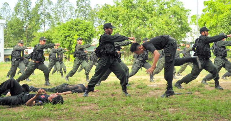 Mãn nhãn màn trình diễn của Cảnh sát cơ động Công an Đồng Tháp -2