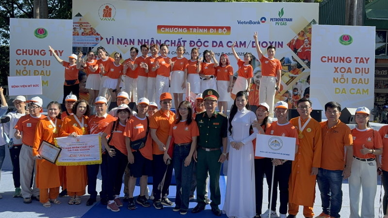 Hơn 5.000 người đi bộ “Vì nạn nhân chất độc da cam/dioxin” năm 2025 -0