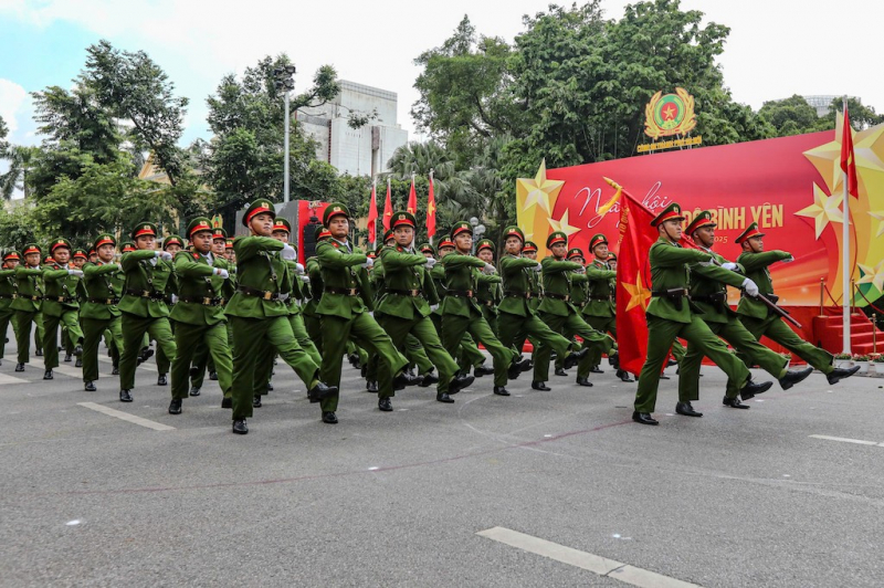 Xứng đáng là “lá chắn thép” vững chắc bảo vệ Đảng, Nhà nước và nhân dân -5