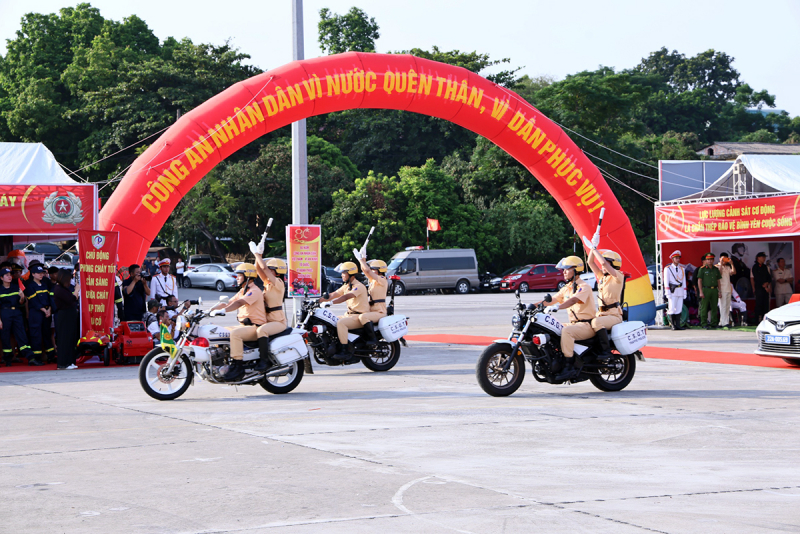 Từ truyền thống anh hùng đến khát vọng vươn lên của CAND Tuyên Quang -0