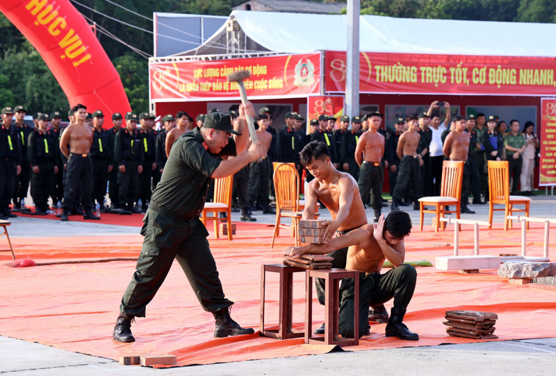 Từ truyền thống anh hùng đến khát vọng vươn lên của CAND Tuyên Quang -2
