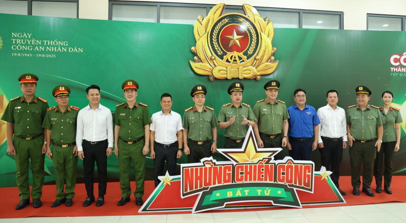 Công an TP Hồ Chí Minh - Tiếp bước truyền thống anh hùng -7
