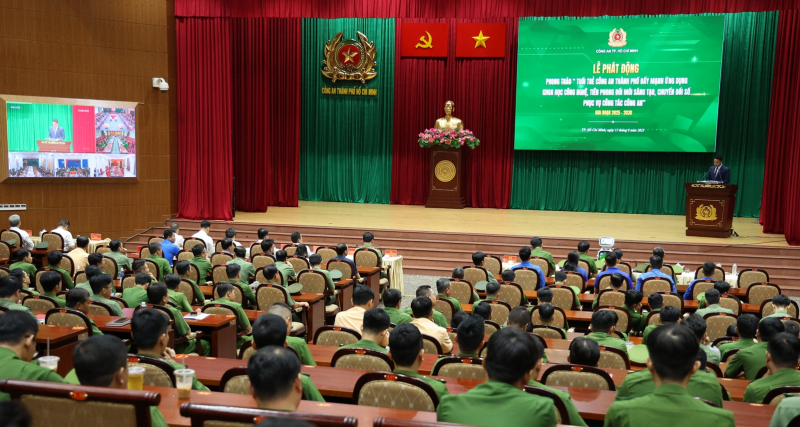 Công an TP Hồ Chí Minh - Tiếp bước truyền thống anh hùng -9