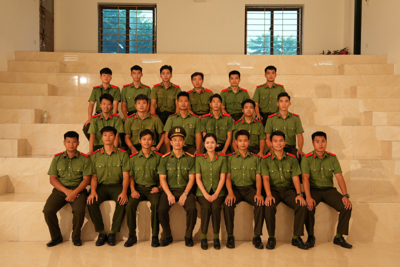 Nhạc sĩ “tỷ view” Nguyễn Văn Chung hợp tác với Duyên Quỳnh làm MV về lực lượng CAND -1
