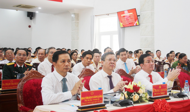 Công an TP Cần Thơ giữ vững ANTT, góp phần phát triển kinh tế, xã hội của địa phương -0