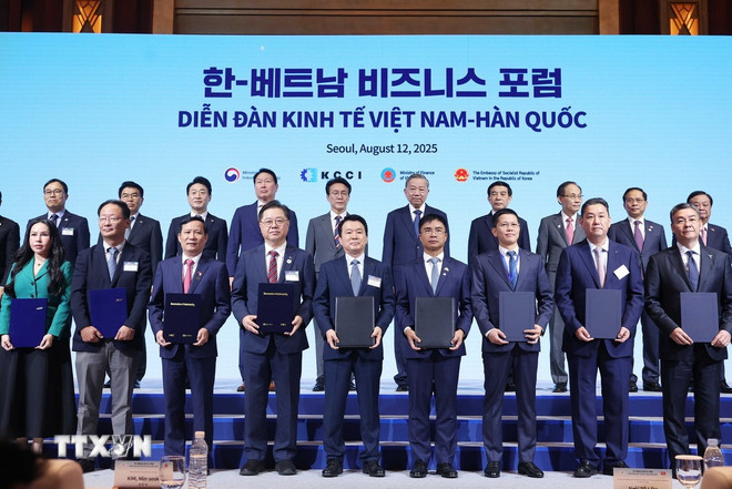 Tổng Bí thư Tô Lâm và Thủ tướng Hàn Quốc chứng kiến Lễ trao thỏa thuận hợp tác -0