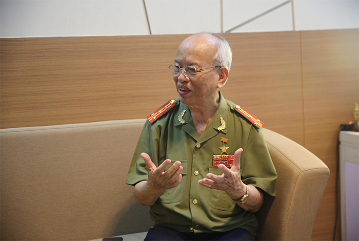 Kỷ nguyên mới phải có con người mới -0