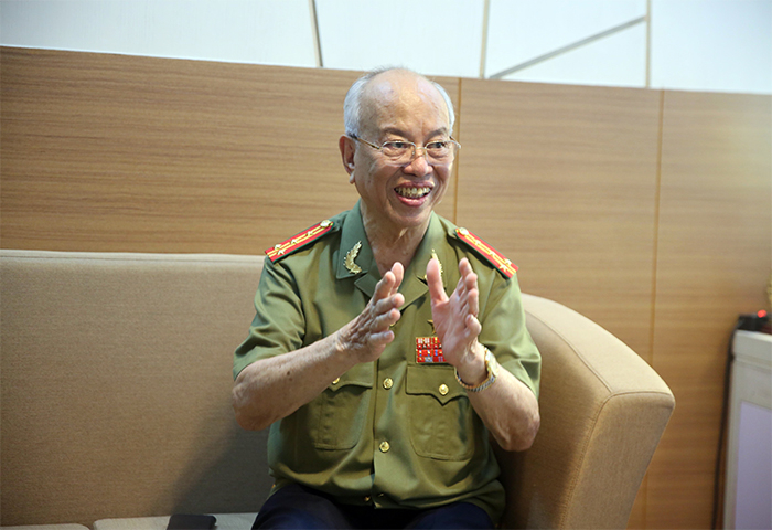 Kỷ nguyên mới phải có con người mới -0