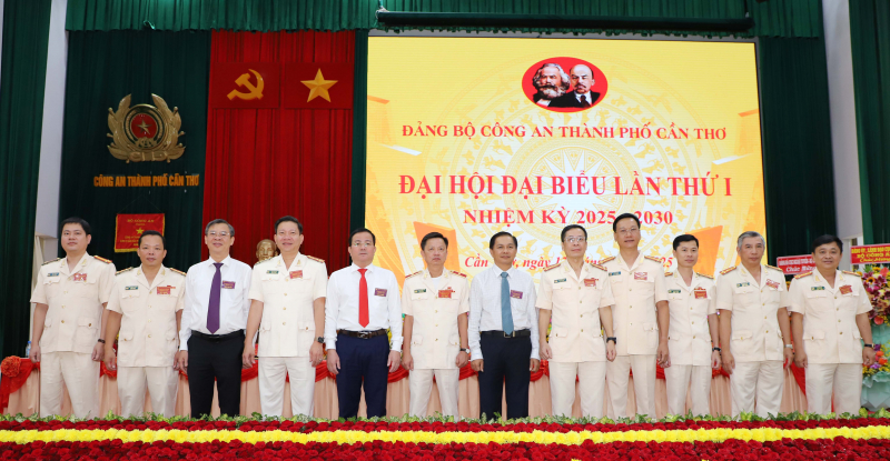 Công an TP Cần Thơ giữ vững ANTT, góp phần phát triển kinh tế, xã hội của địa phương -1