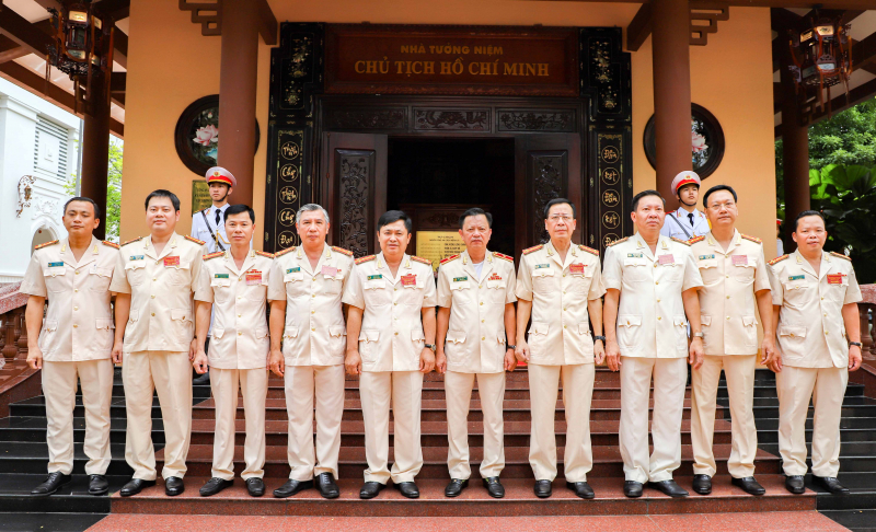 Công an TP Cần Thơ giữ vững ANTT, góp phần phát triển kinh tế, xã hội của địa phương -0