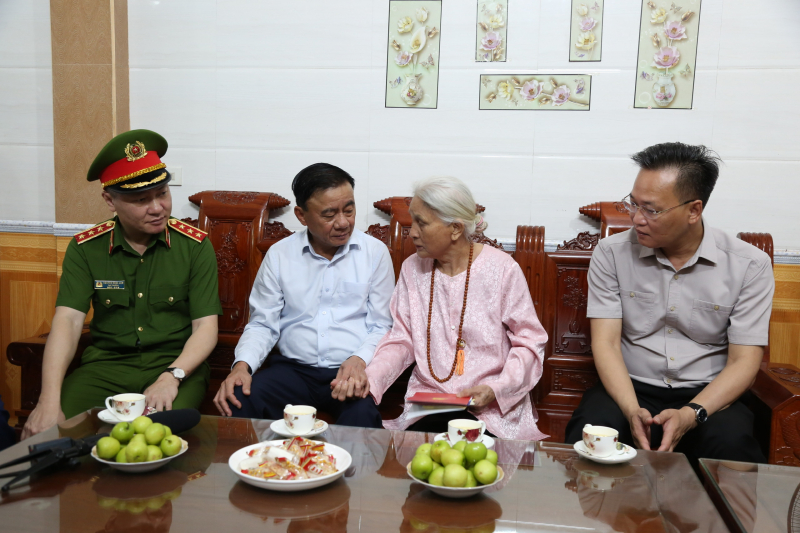 Sôi nổi Ngày hội toàn dân bảo vệ an ninh Tổ quốc ở Hưng Yên -0