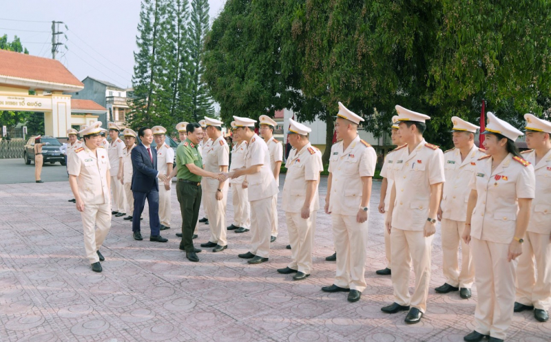 Thứ trưởng Lê Văn Tuyến dự Đại hội Đảng bộ Công an tỉnh Cao Bằng -0